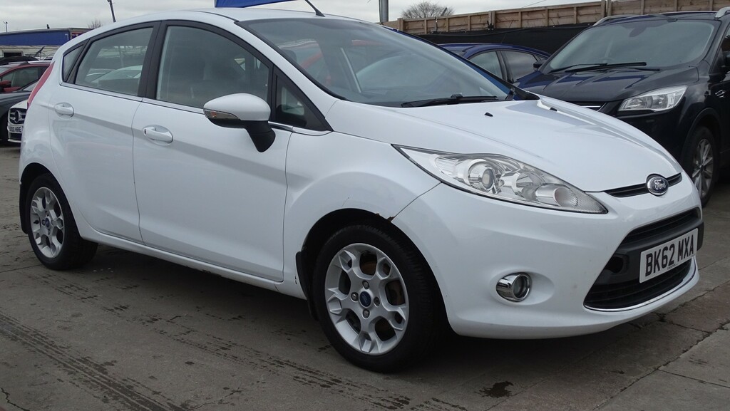 Ford Fiesta Hatchback 1.4 Zetec 201262 BK62MXA White #4