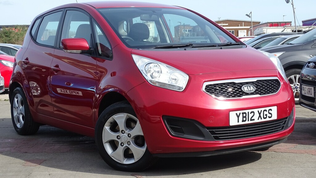 Kia Venga Mpv 1.6 2 201212 Red