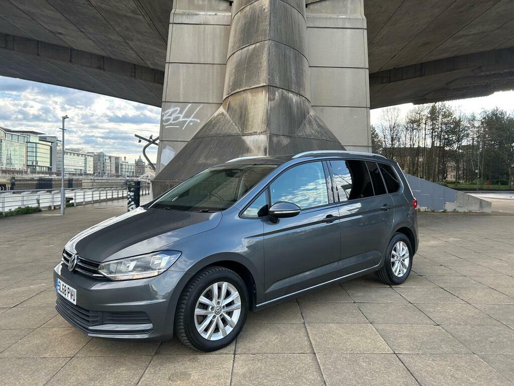 Volkswagen Touran 1.6 Tdi Se Family Euro 6 S S Grey #2