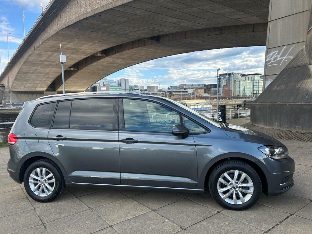 Volkswagen Touran 1.6 Tdi Se Family Euro 6 S S Grey