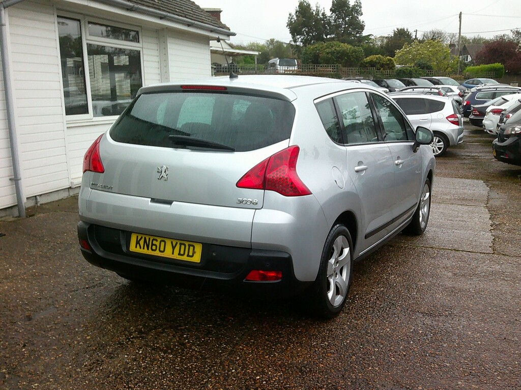 Peugeot 3008 Suv 1.6 Hdi Sport 2010 KN60YDD Silver #2