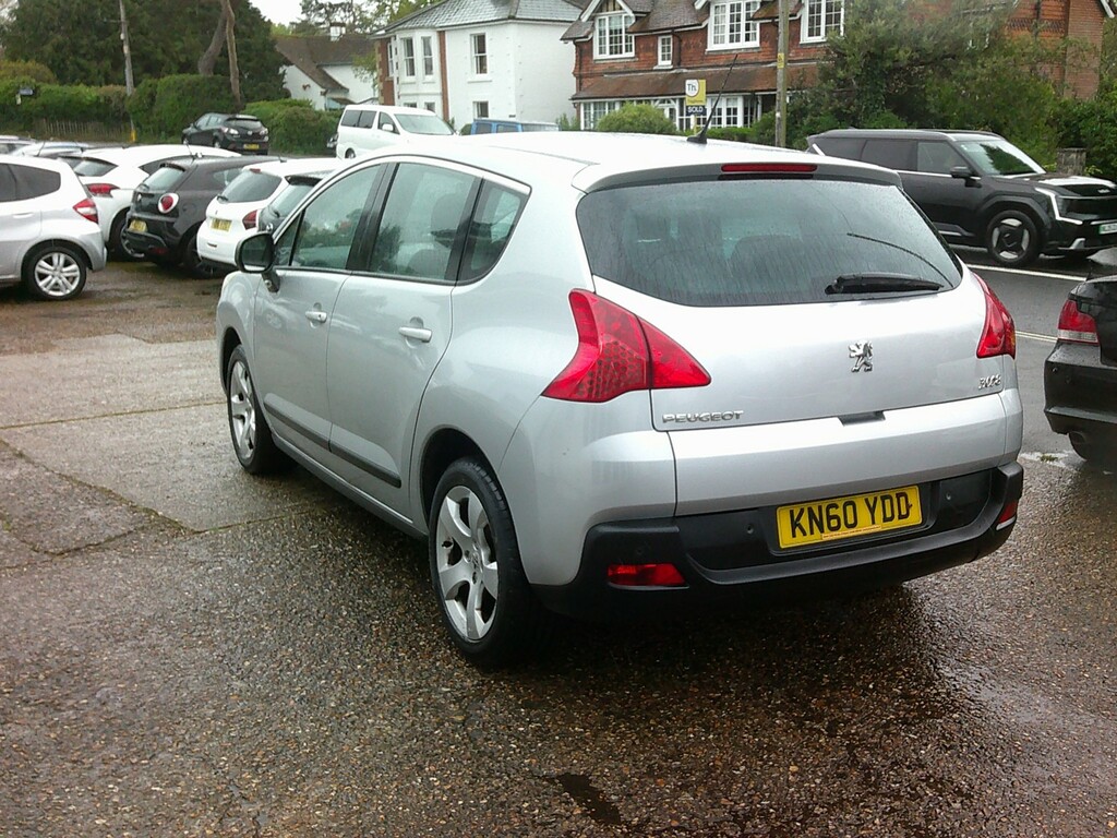 Peugeot 3008 Suv 1.6 Hdi Sport 2010 KN60YDD Silver #4