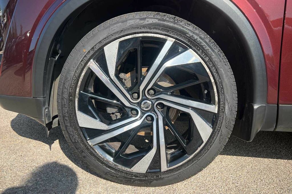 Nissan Qashqai 1.3 Dig-t Mh 158 Tekna YX22OUH Red #5