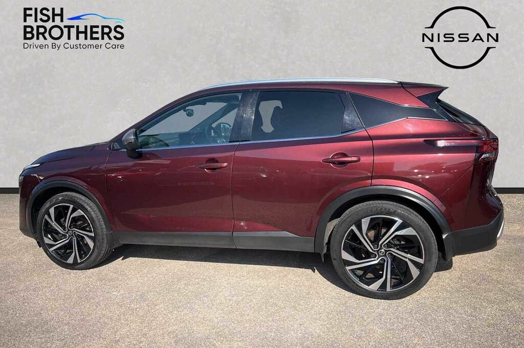 Nissan Qashqai 1.3 Dig-t Mh 158 Tekna YX22OUH Red #4