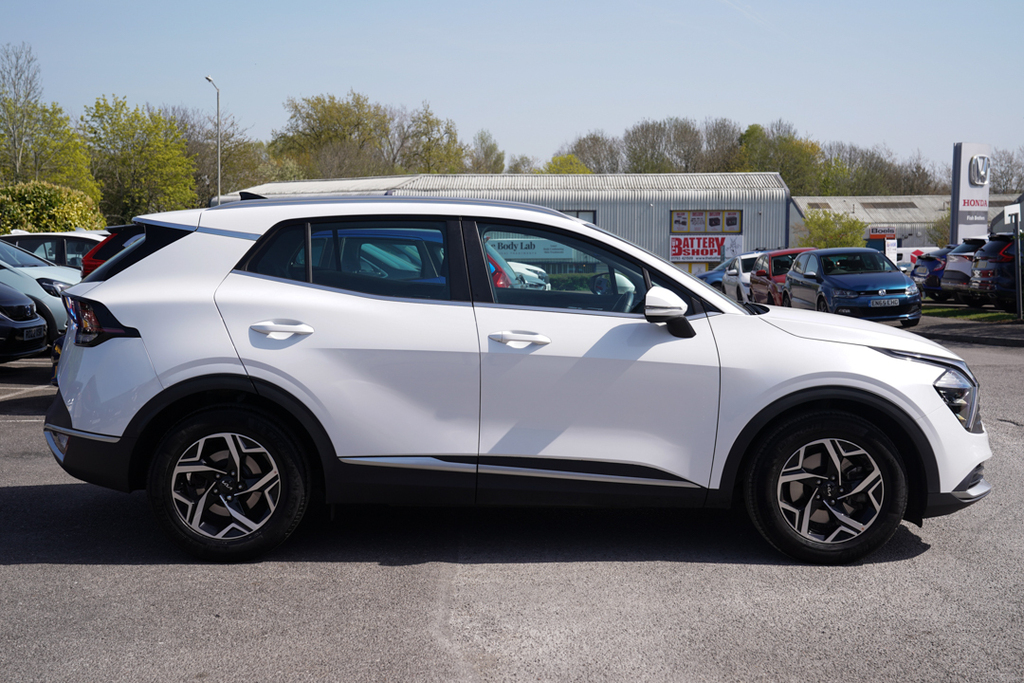 Kia Sportage 1.6T Gdi 157 48V Isg 2 RV75LUO White #4