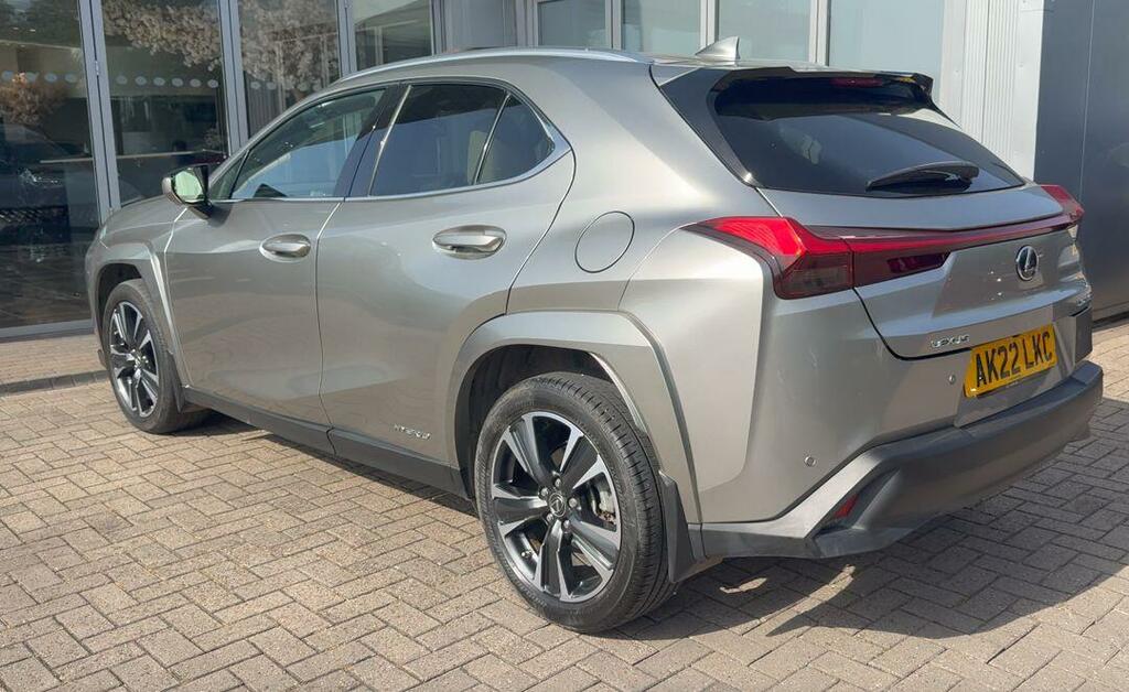 Lexus UX 250H Takumi AK22LKC Silver #2