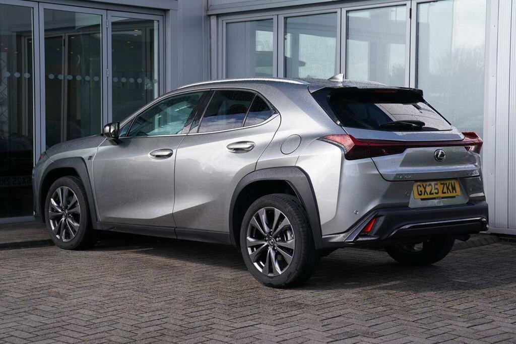 Lexus UX 300H F-sport Design GX25ZKM Silver #2