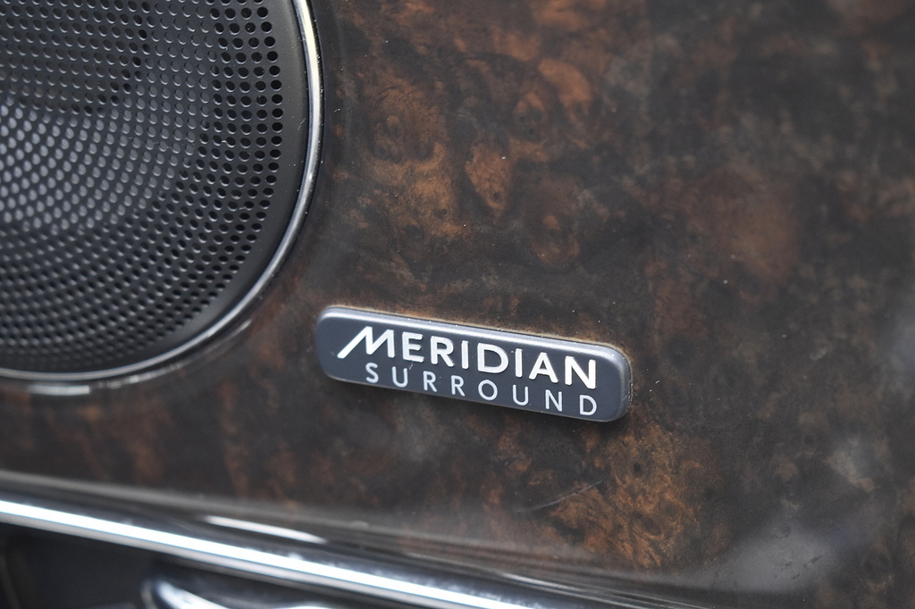 Jaguar XJ 50 Saloon Blue #26