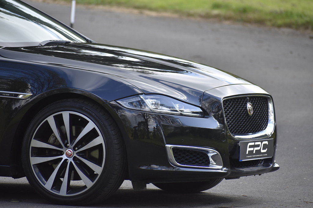 Jaguar XJ 50 Saloon Blue #24