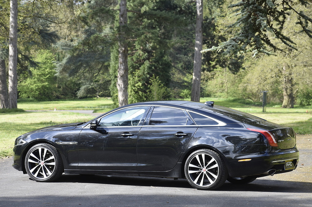 Jaguar XJ 50 Saloon Blue #12