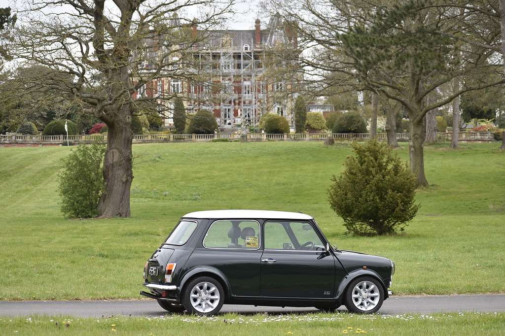 Rover MINI Cooper Red #16