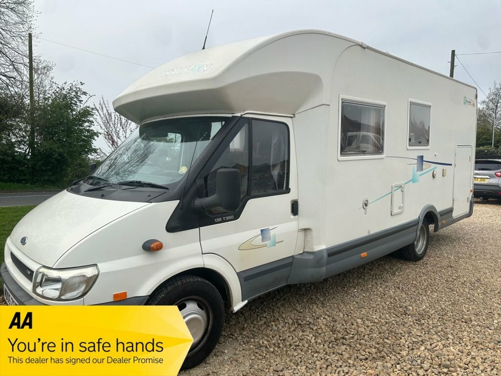 Ford Transit Custom Estate White