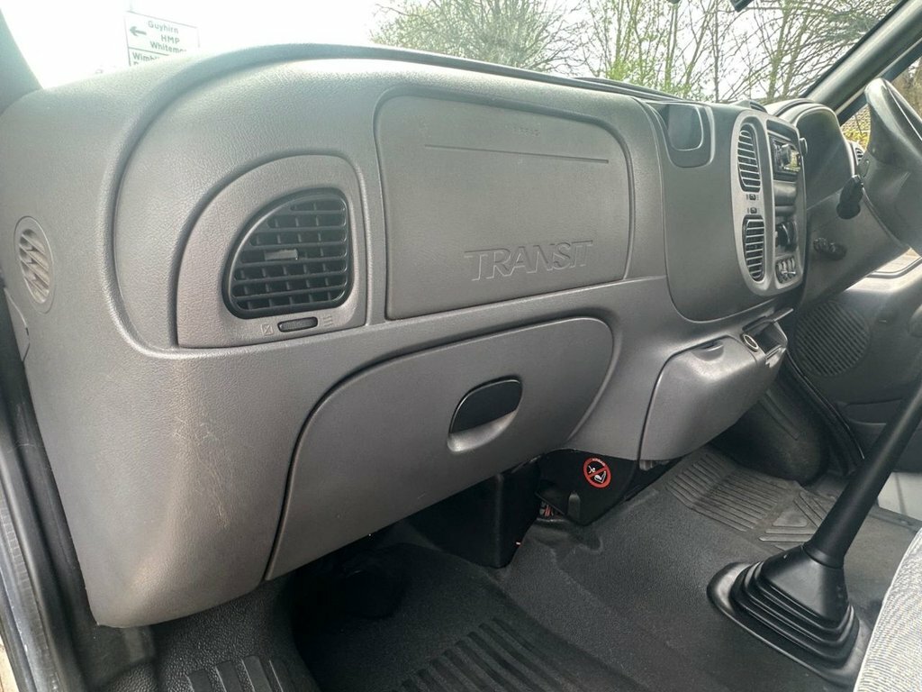 Ford Transit Custom 2006 2.4 17 Str Minibus 115Bhp 115 Bhp White #55