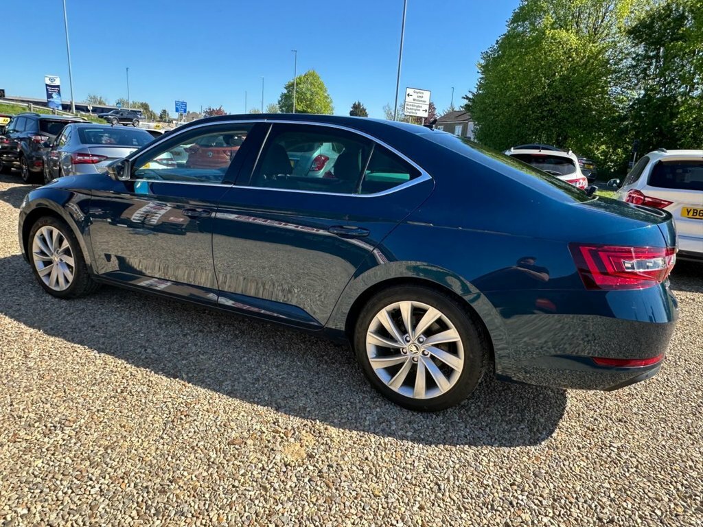 Skoda Superb 2L Se L Executive Blue #6