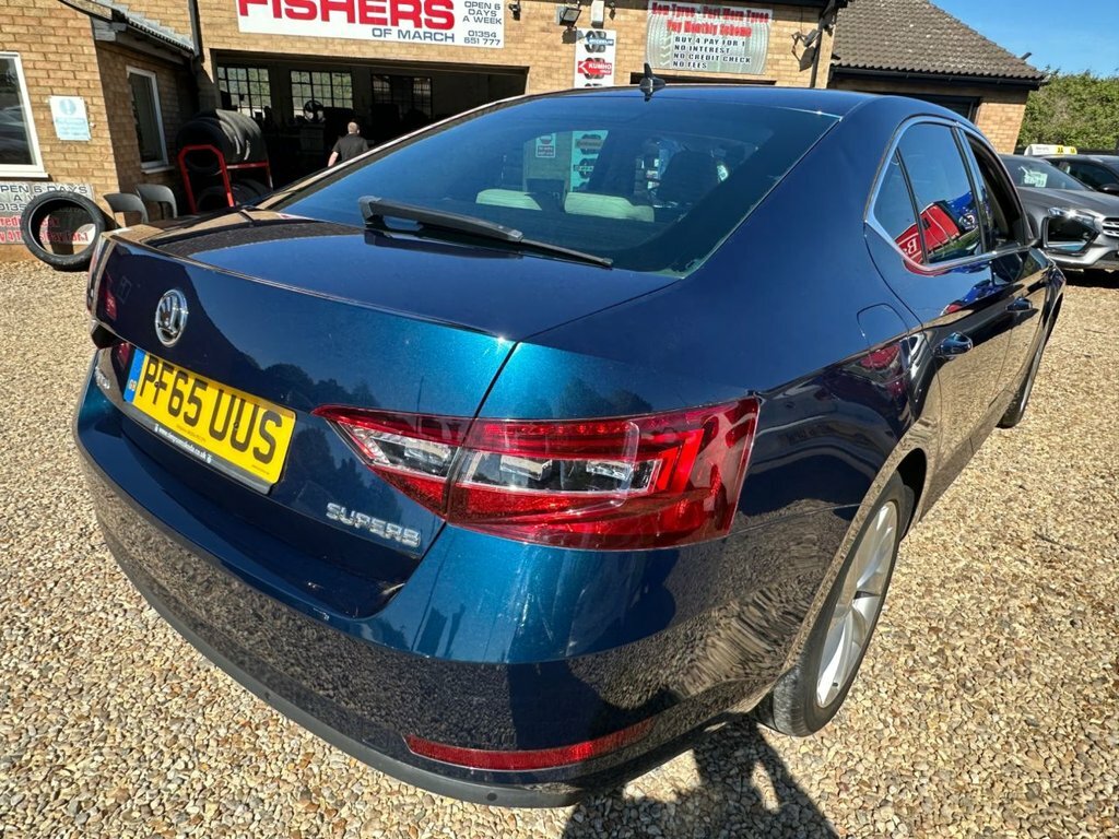 Skoda Superb 2L Se L Executive Blue #5