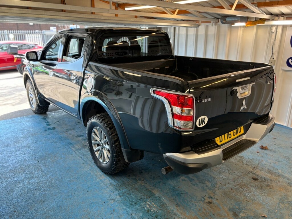 Mitsubishi L200 2.4L Dc Barbarian DT16GWU Black #5