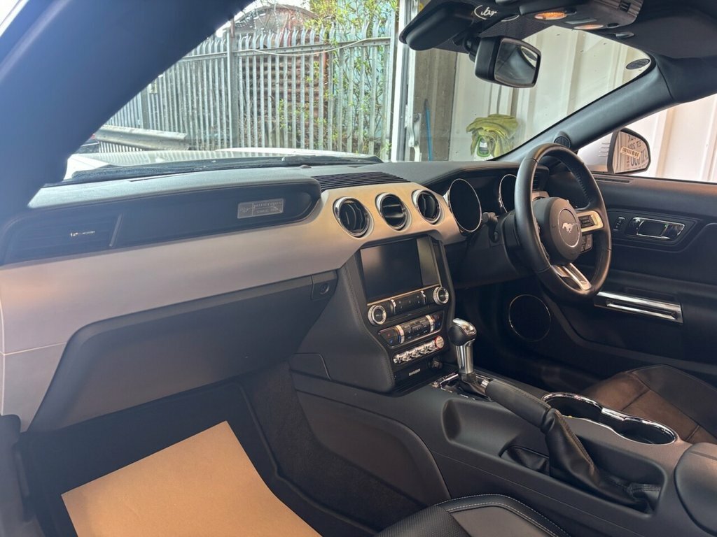 Ford Mustang 2.3L Null Silver #2