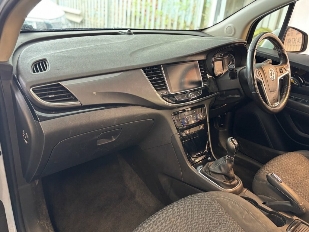 Vauxhall Mokka X 1.4L Design Nav KM68VME Silver #2