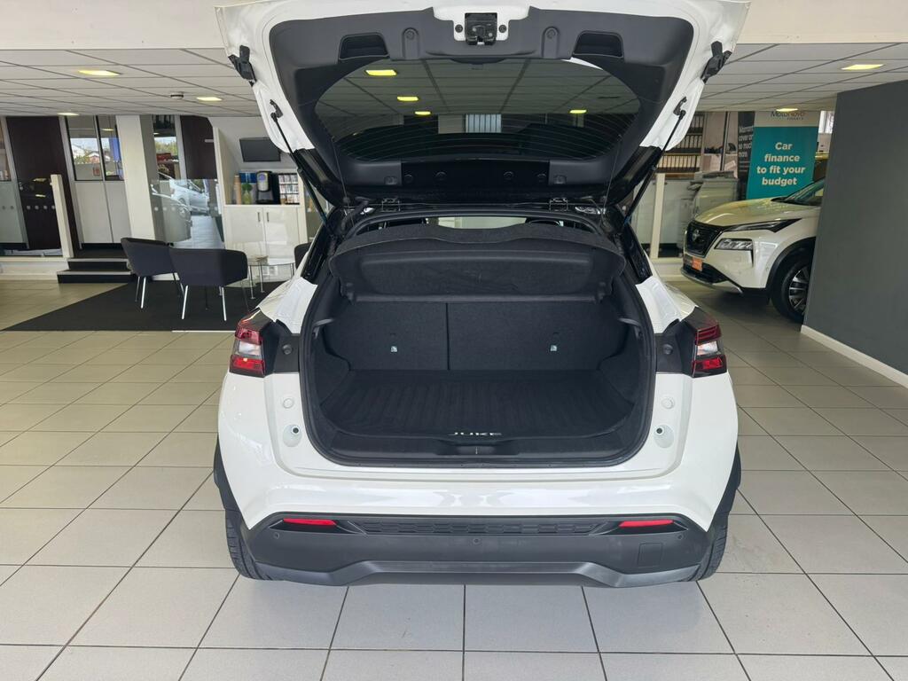Nissan Juke Suv SW72OXC White #6