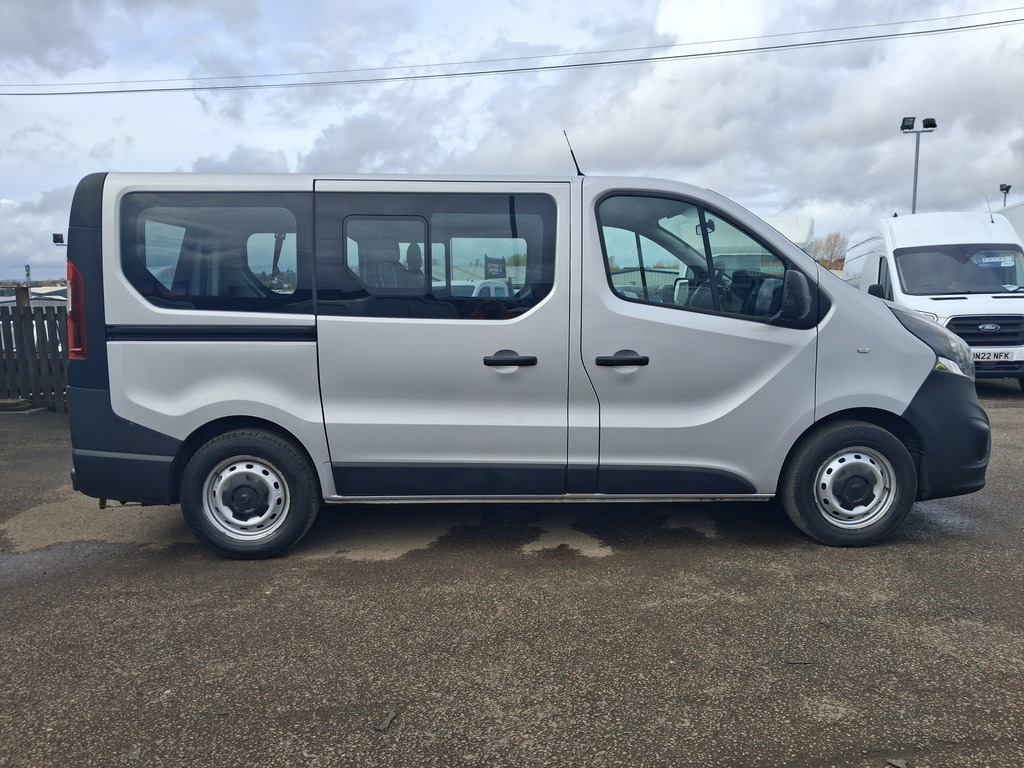 Vauxhall Vivaro Vivaro 2900 1.6Cdti 95Ps NK66CNC #5
