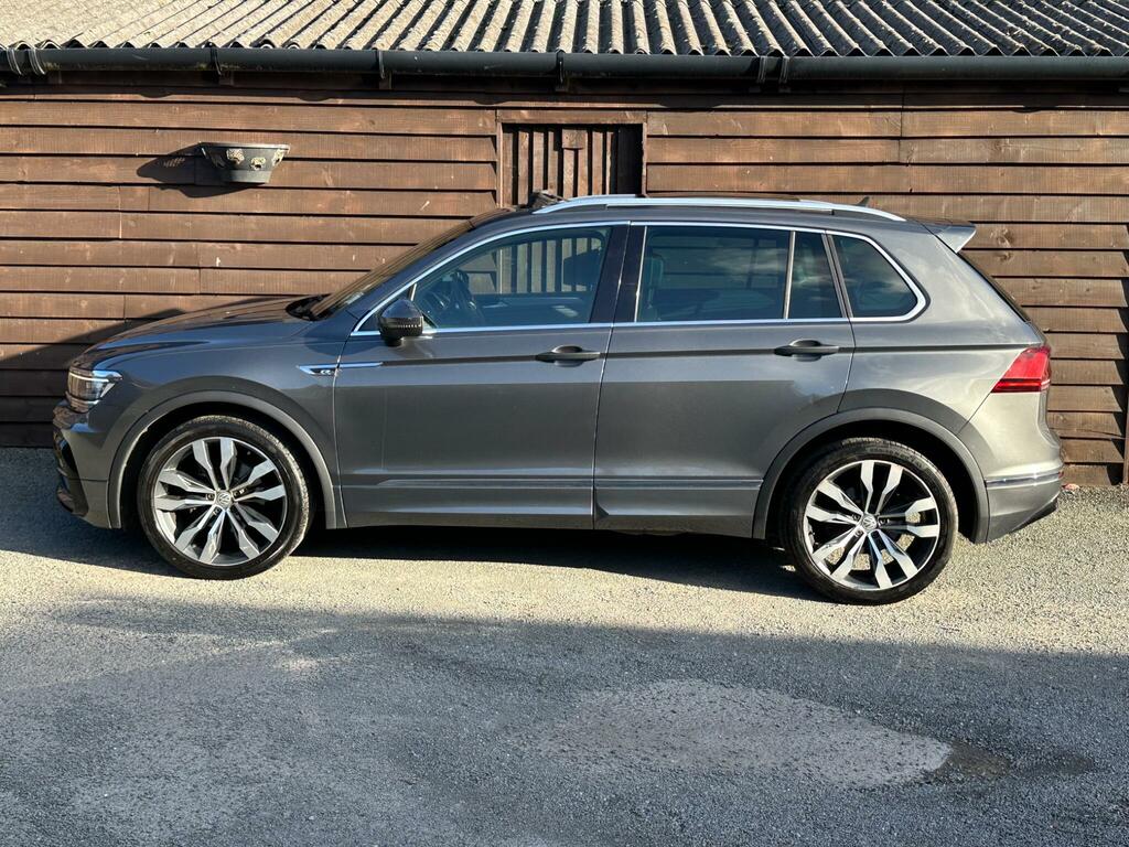 Volkswagen Tiguan 2.0 Tdi R-line Dsg 4Motion Euro 6 Ss SH67JKV Grey #4