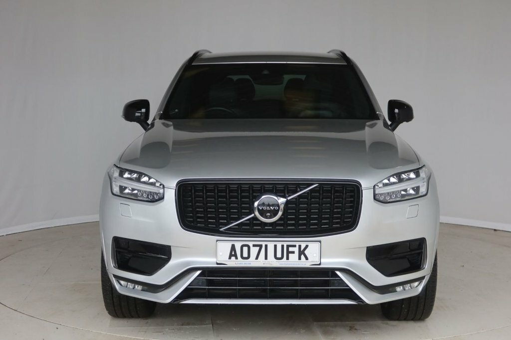 Volvo XC90 2L R-design Pro AO71UFK Silver #3