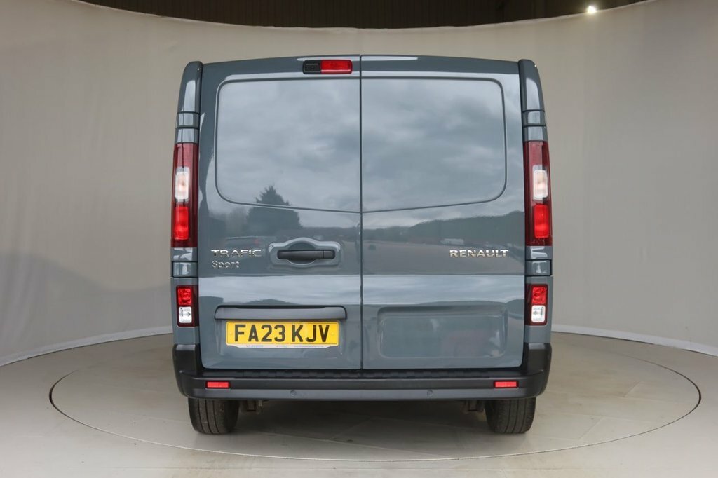 Renault Trafic 2L Sport FA23KJV Grey #6