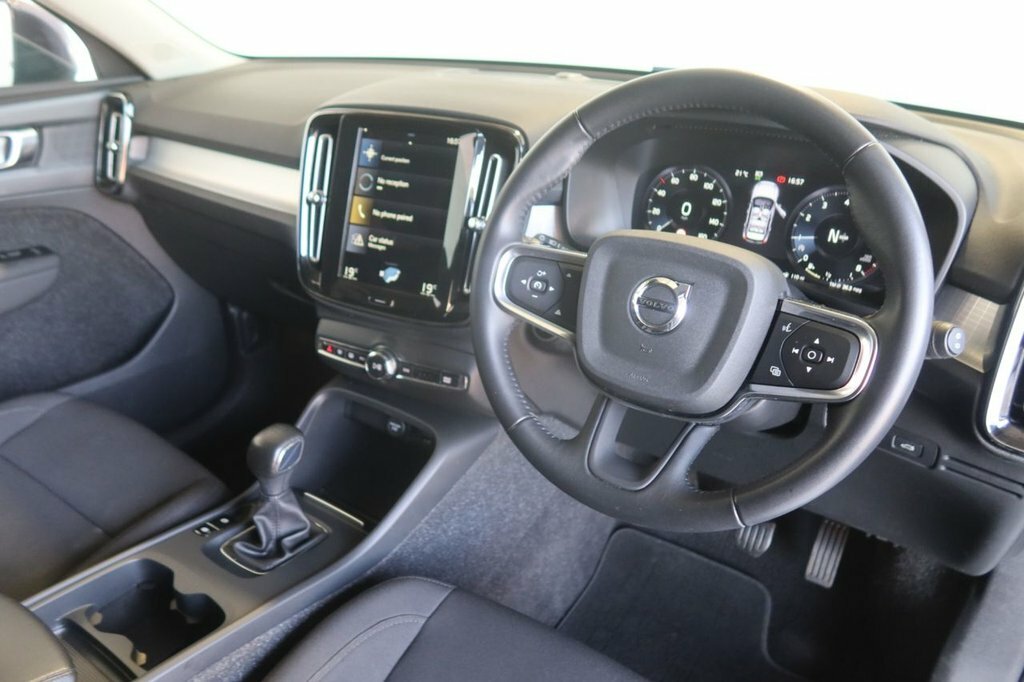 Volvo XC40 1.5L Momentum ND70SPZ Blue #4