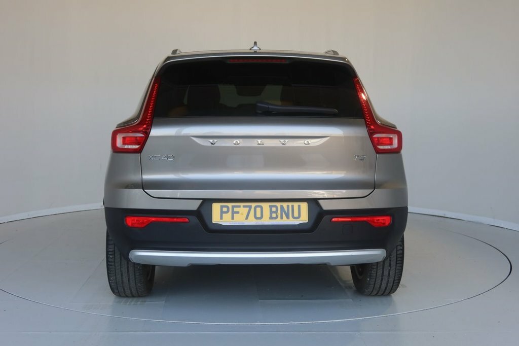 Volvo XC40 1.5L Momentum PF70BNU Grey #6