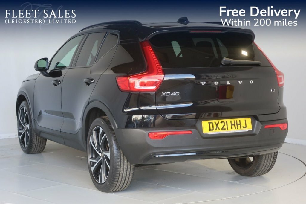Volvo XC40 1.5L R-design Pro DX21HHJ Black #3