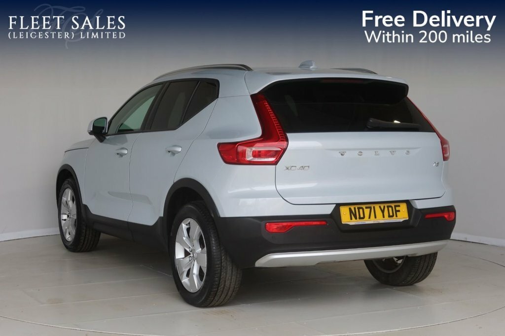 Volvo XC40 1.5L Momentum ND71YDF Silver #3