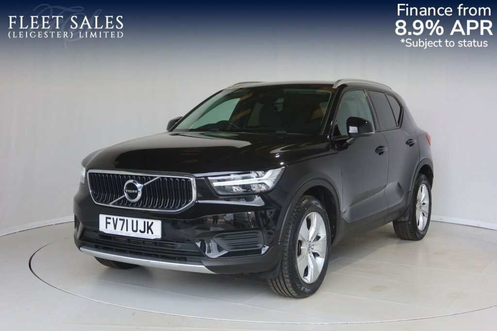 Volvo XC40 1.5L Momentum Black