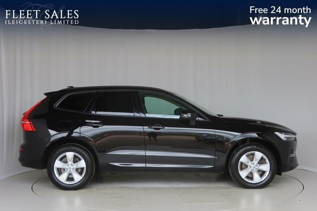 Volvo XC60 2L Momentum YS71ZDR Black #2