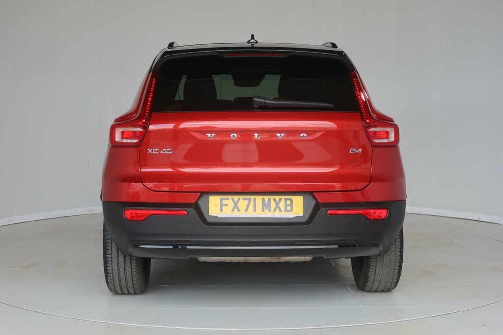 Volvo XC40 2L R-design Red #6