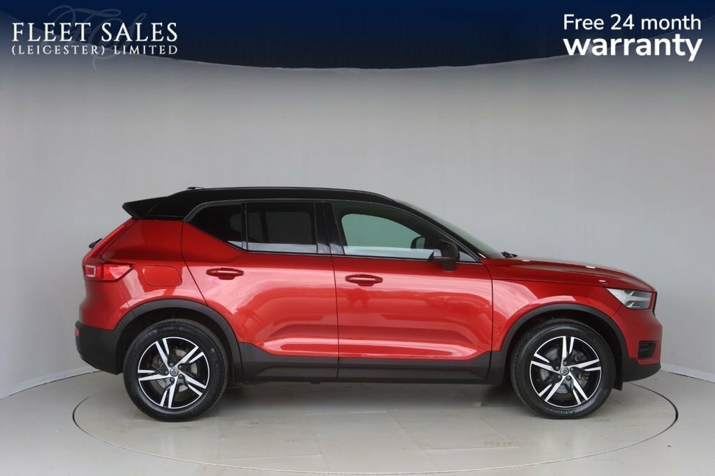 Volvo XC40 2L R-design Red #2