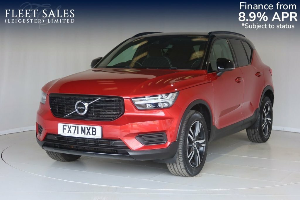 Volvo XC40 2L R-design Red