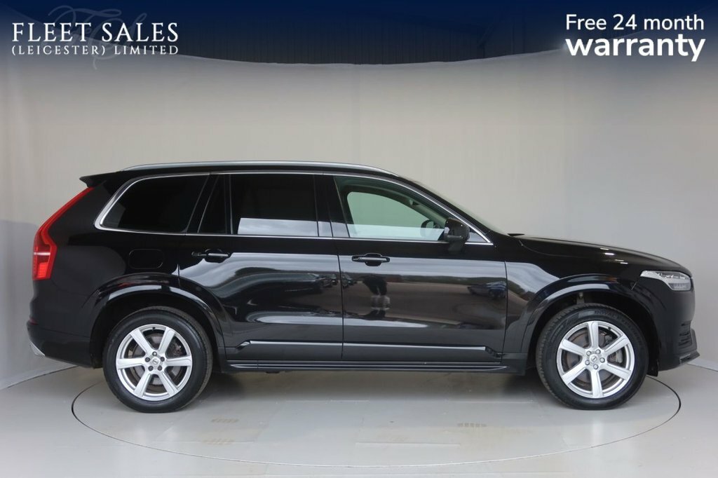 Volvo XC90 2L Momentum GN21NVA Black #2