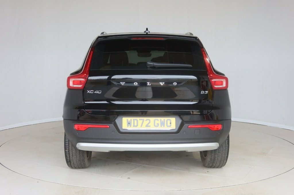 Volvo XC40 2L Core WD72GWO Black #6