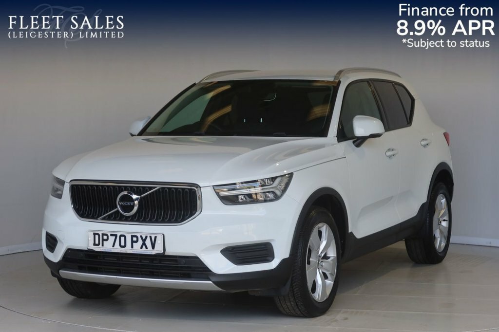 Volvo XC40 1.5L Momentum White