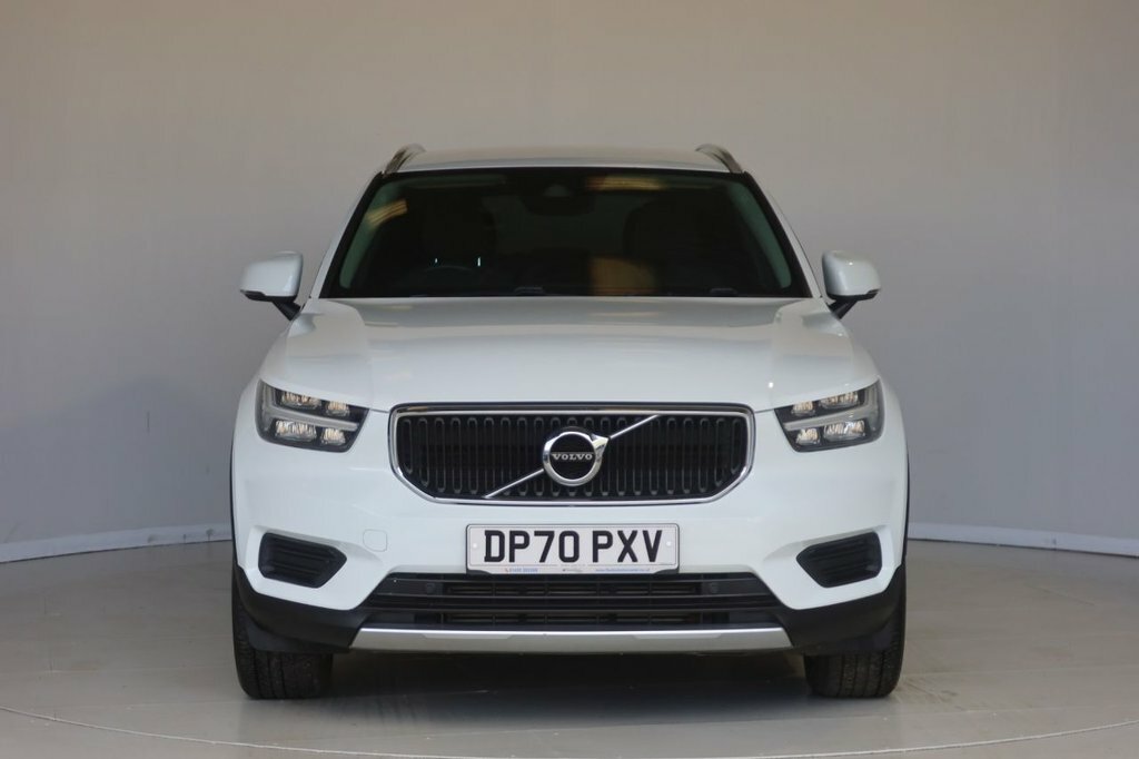 Volvo XC40 1.5L Momentum DP70PXV White #5