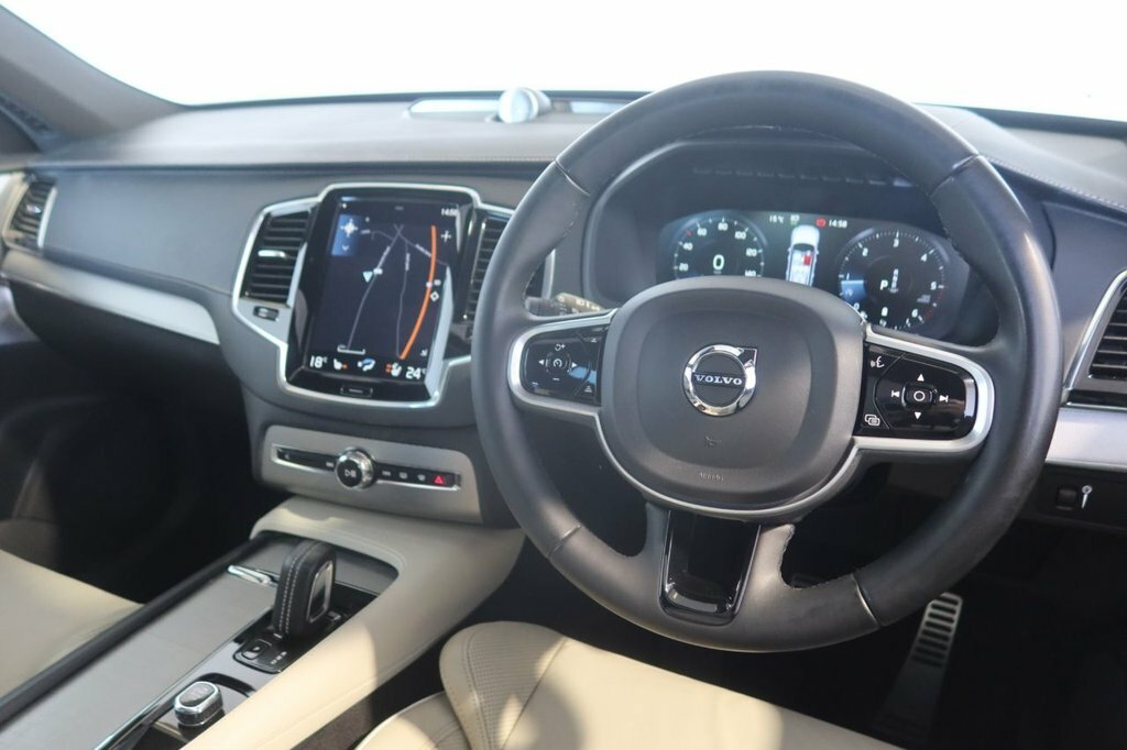 Volvo XC90 2L R-design AV71OEC Black #4