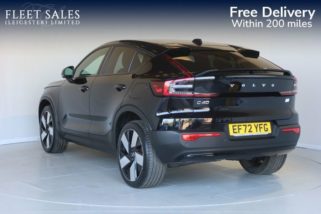 Volvo C40 Suv EF72YFG Black #3