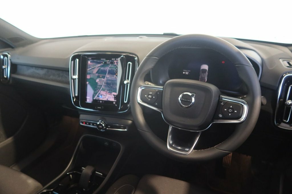 Volvo C40 Suv BW72LTJ Black #4