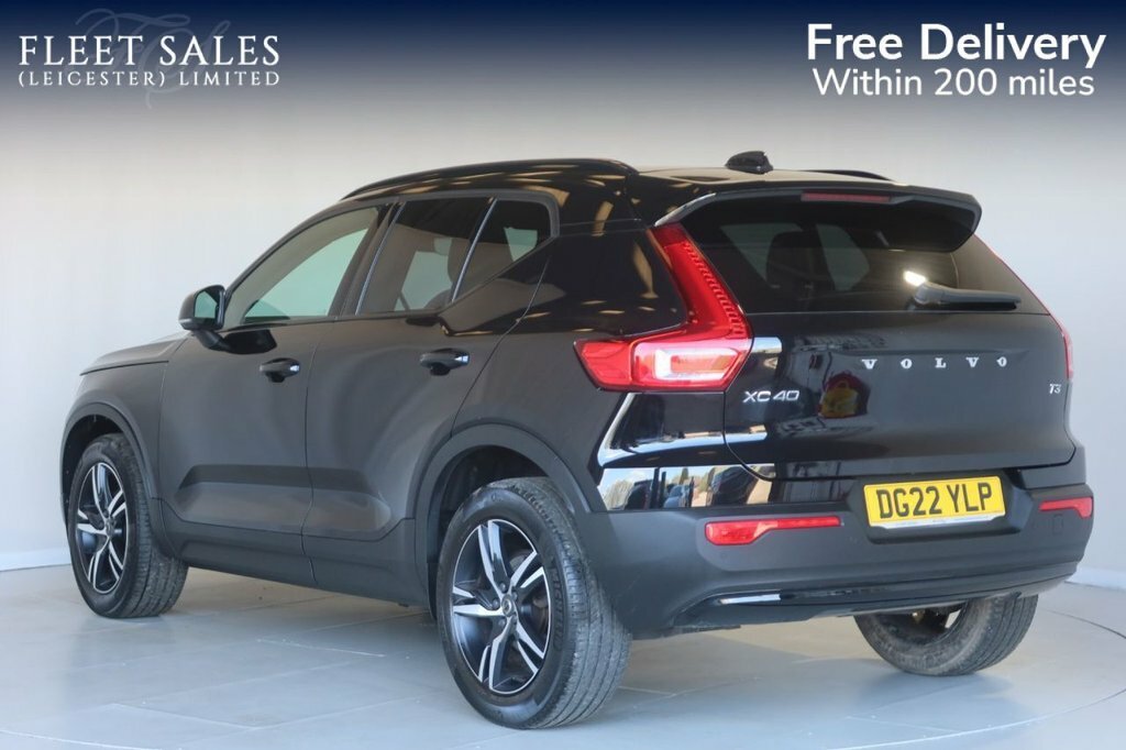 Volvo XC40 1.5L R-design DG22YLP Black #3
