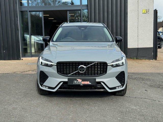 Volvo XC60 2.0 B5 Mhev Plus Suv Hybrid Awd Eu YO23JBZ Grey #2