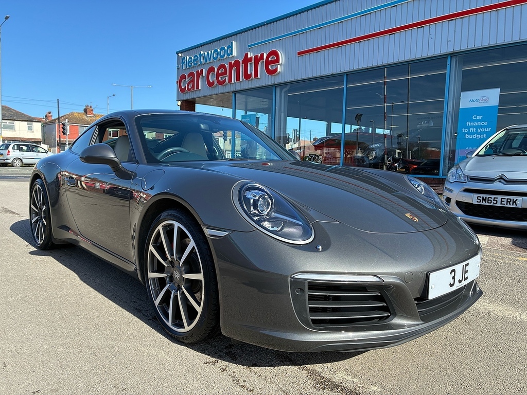Porsche 911 T 991 Carrera S Grey