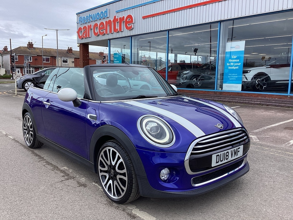 Mini Convertible Cooper II Blue