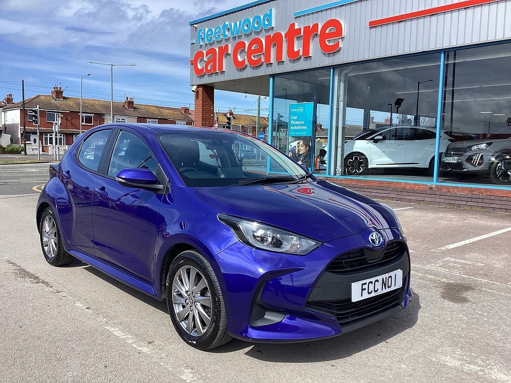 Toyota Yaris Vvt-h Icon Blue