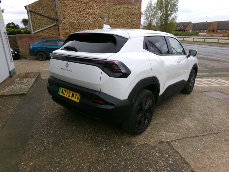Suzuki Vitara 135Kw Ultra Allgrip-e 61Kwh - 2025 75 White #5