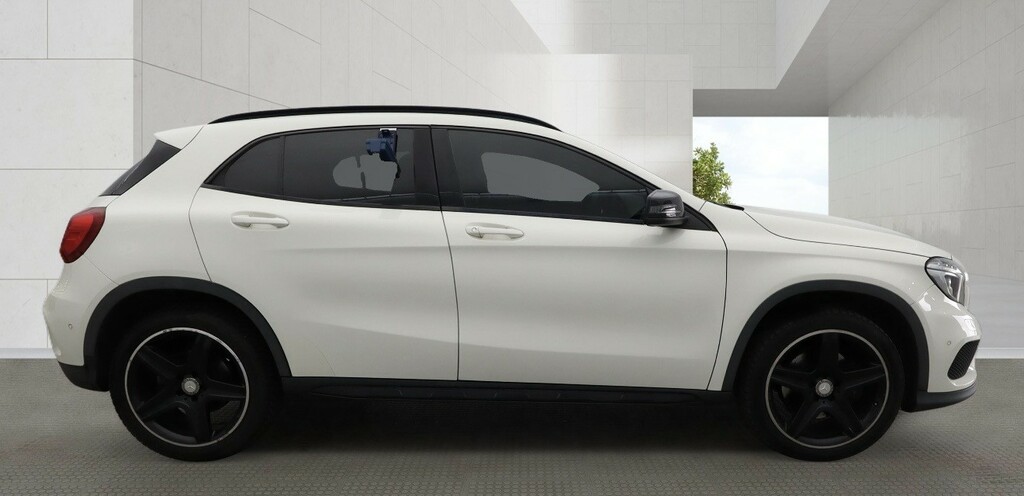 Mercedes-Benz GLA Class 2.1 Gla220d Amg Line 2016 KR66FRC White #5